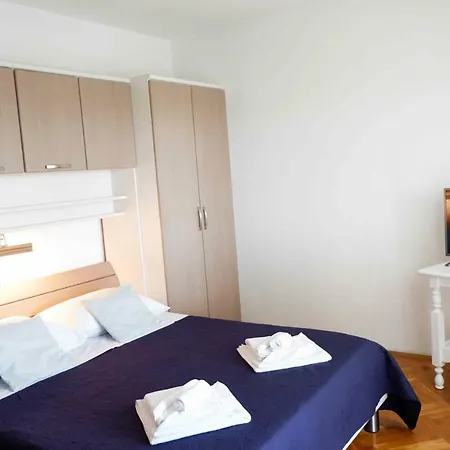 Ponos Апартаменты