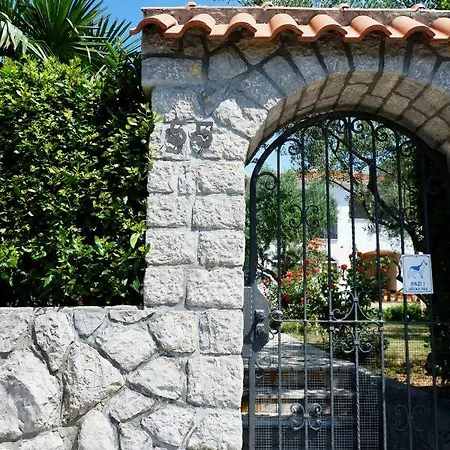 アパート Ponos クルク